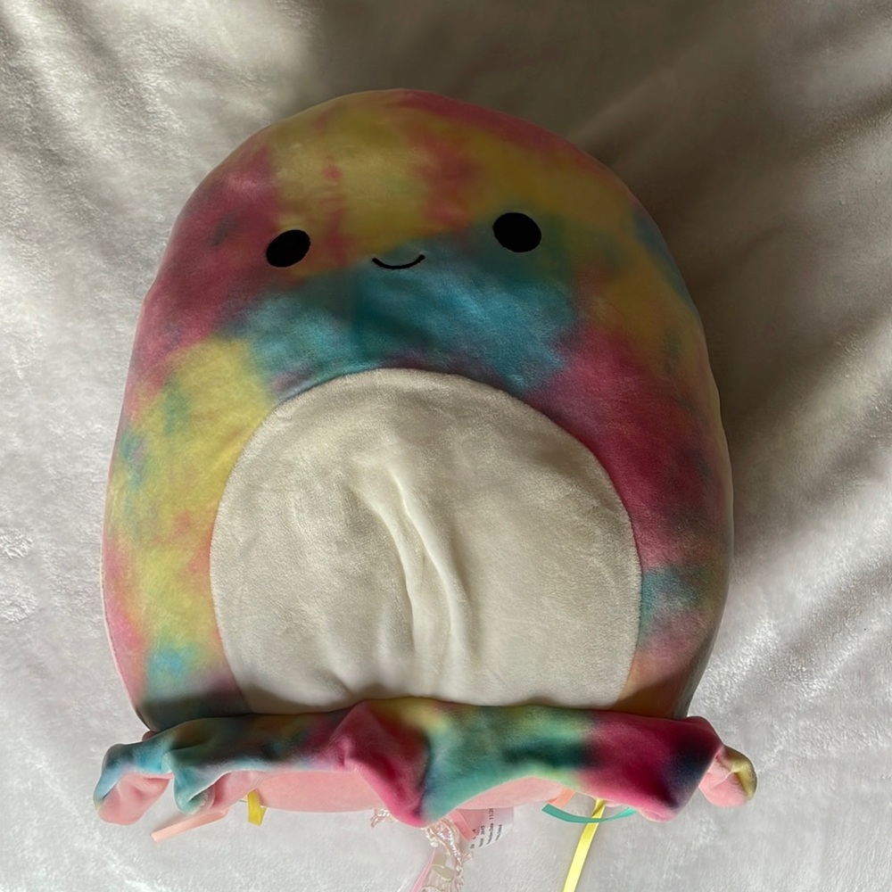 Janet the Jellyfish Squishmallow